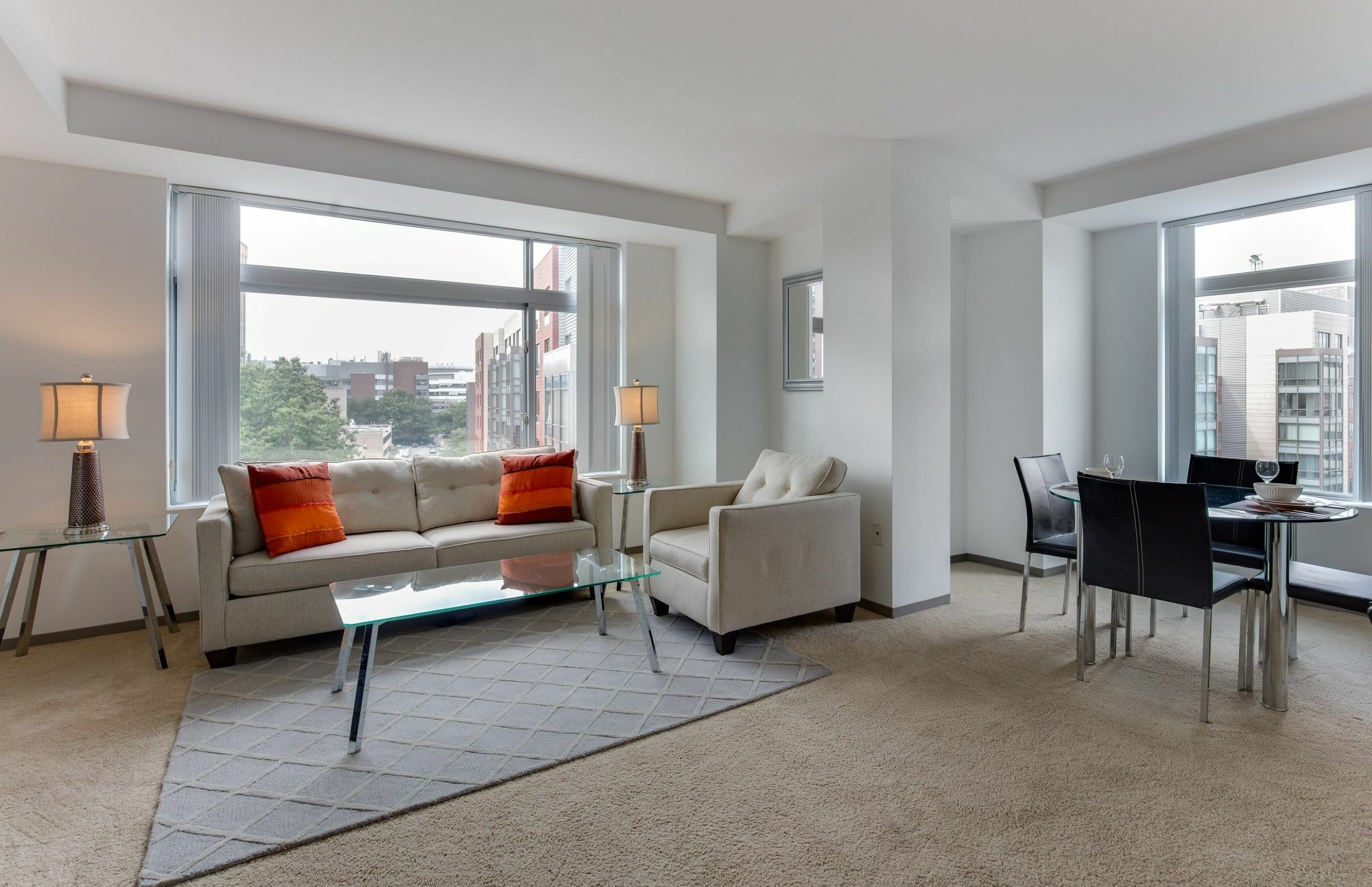 Global Luxury Suites At Kendall West 케임브리지 외부 사진