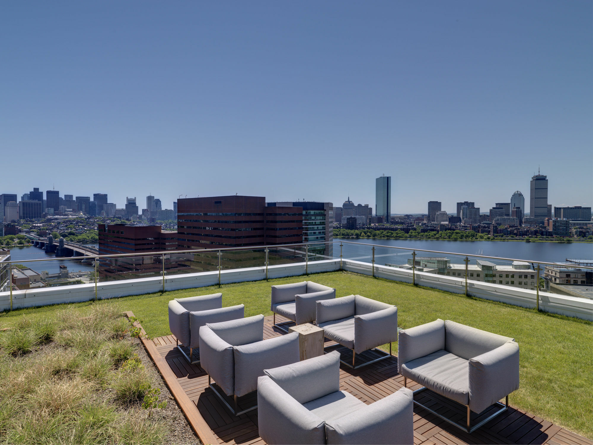 Global Luxury Suites At Kendall West 케임브리지 외부 사진