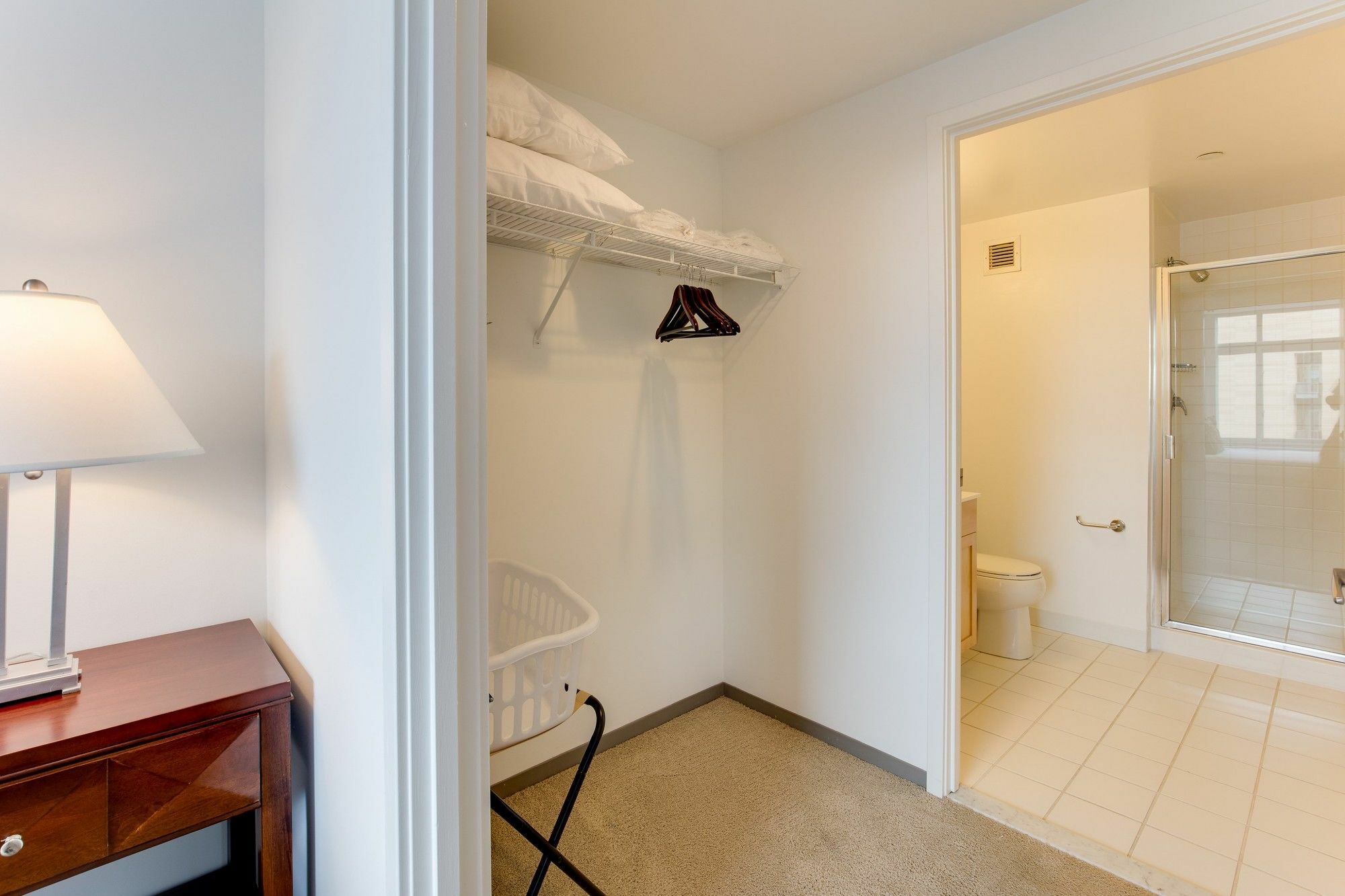 Global Luxury Suites At Kendall West 케임브리지 외부 사진