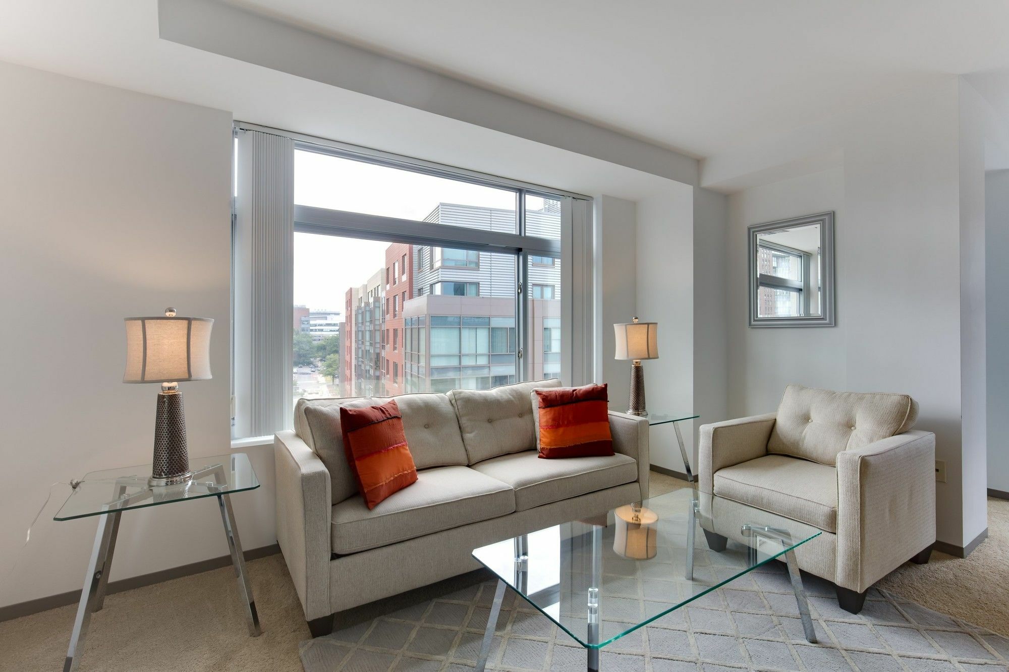 Global Luxury Suites At Kendall West 케임브리지 외부 사진