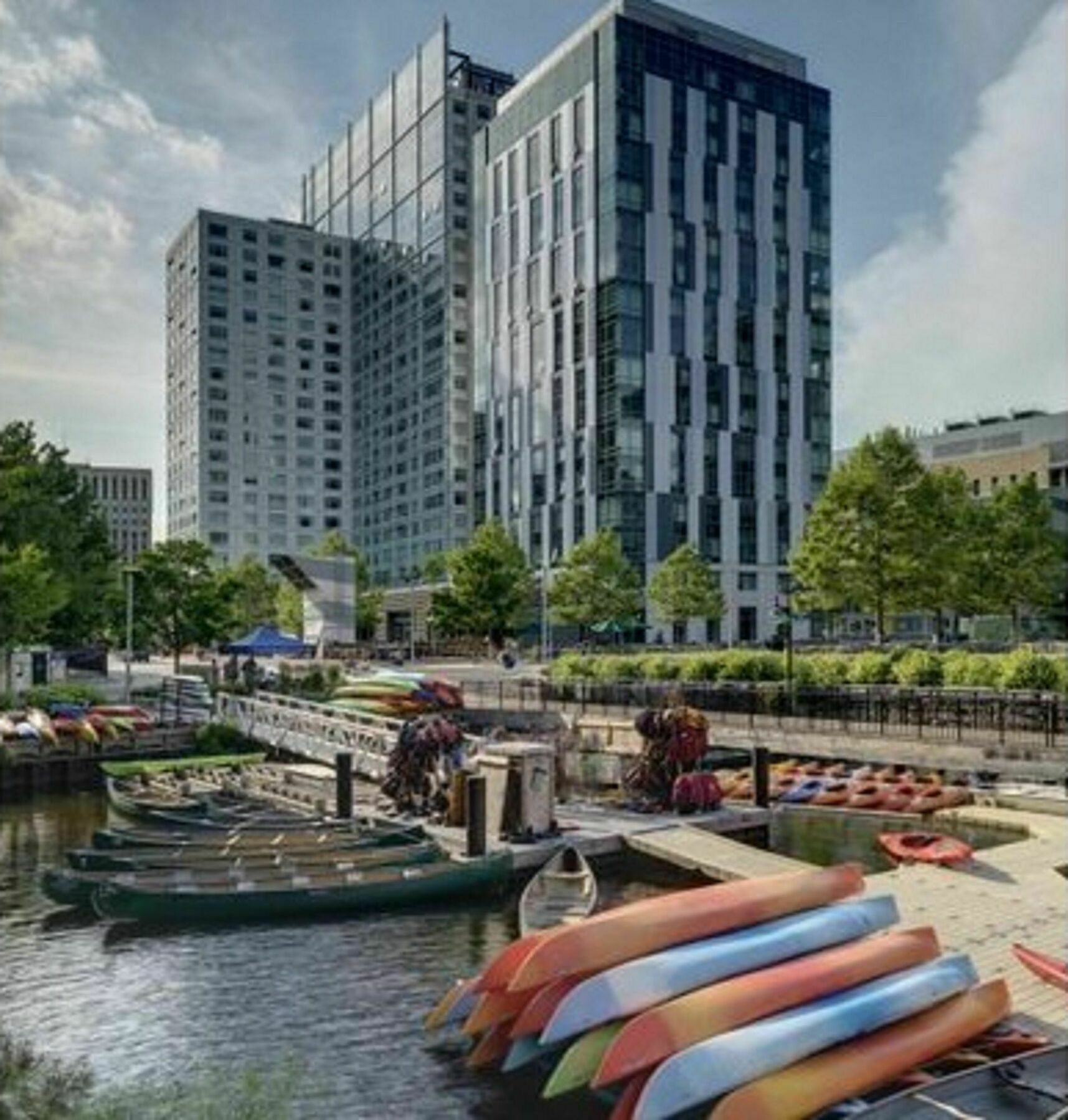 Global Luxury Suites At Kendall West 케임브리지 외부 사진