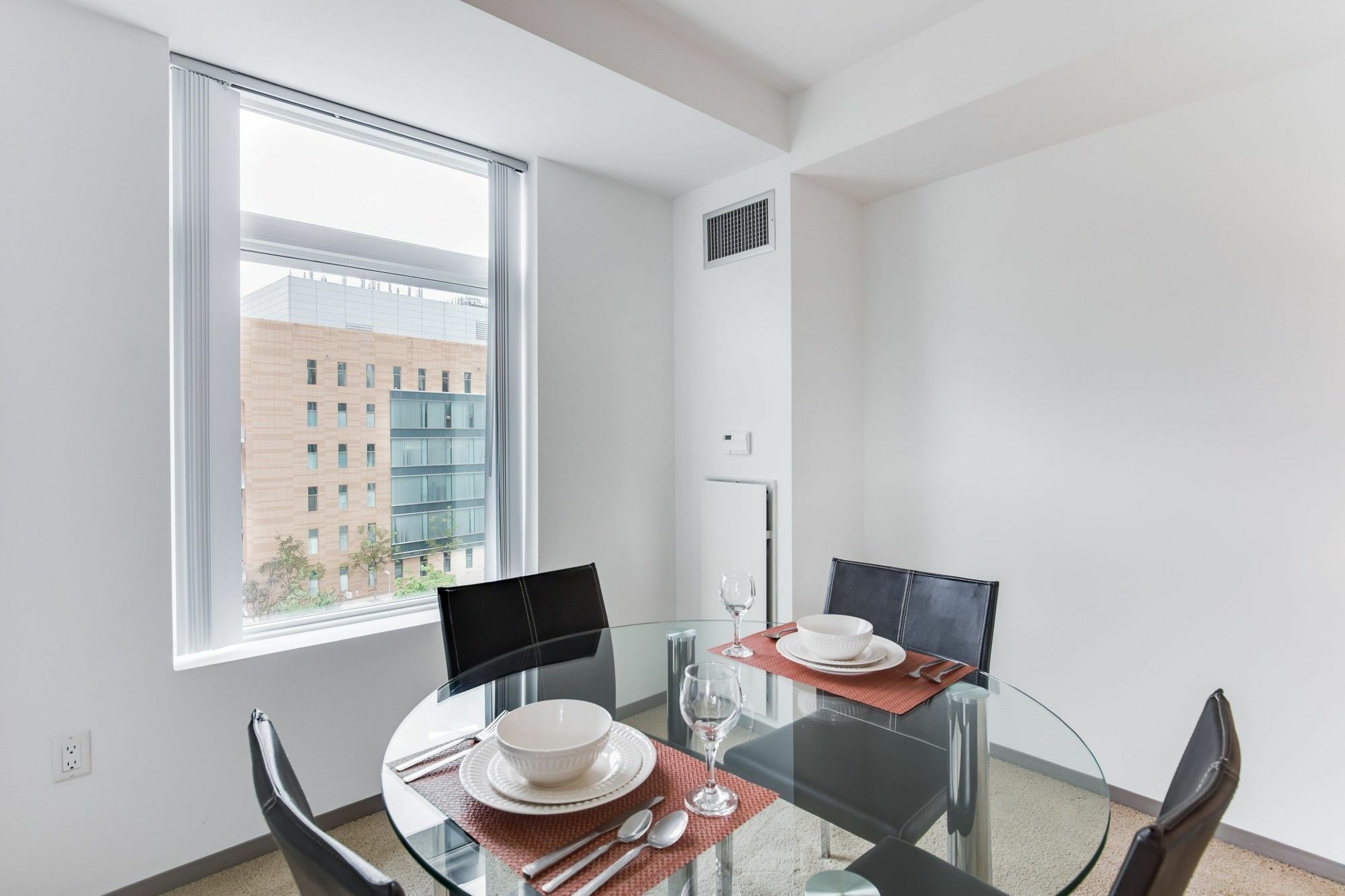 Global Luxury Suites At Kendall West 케임브리지 외부 사진