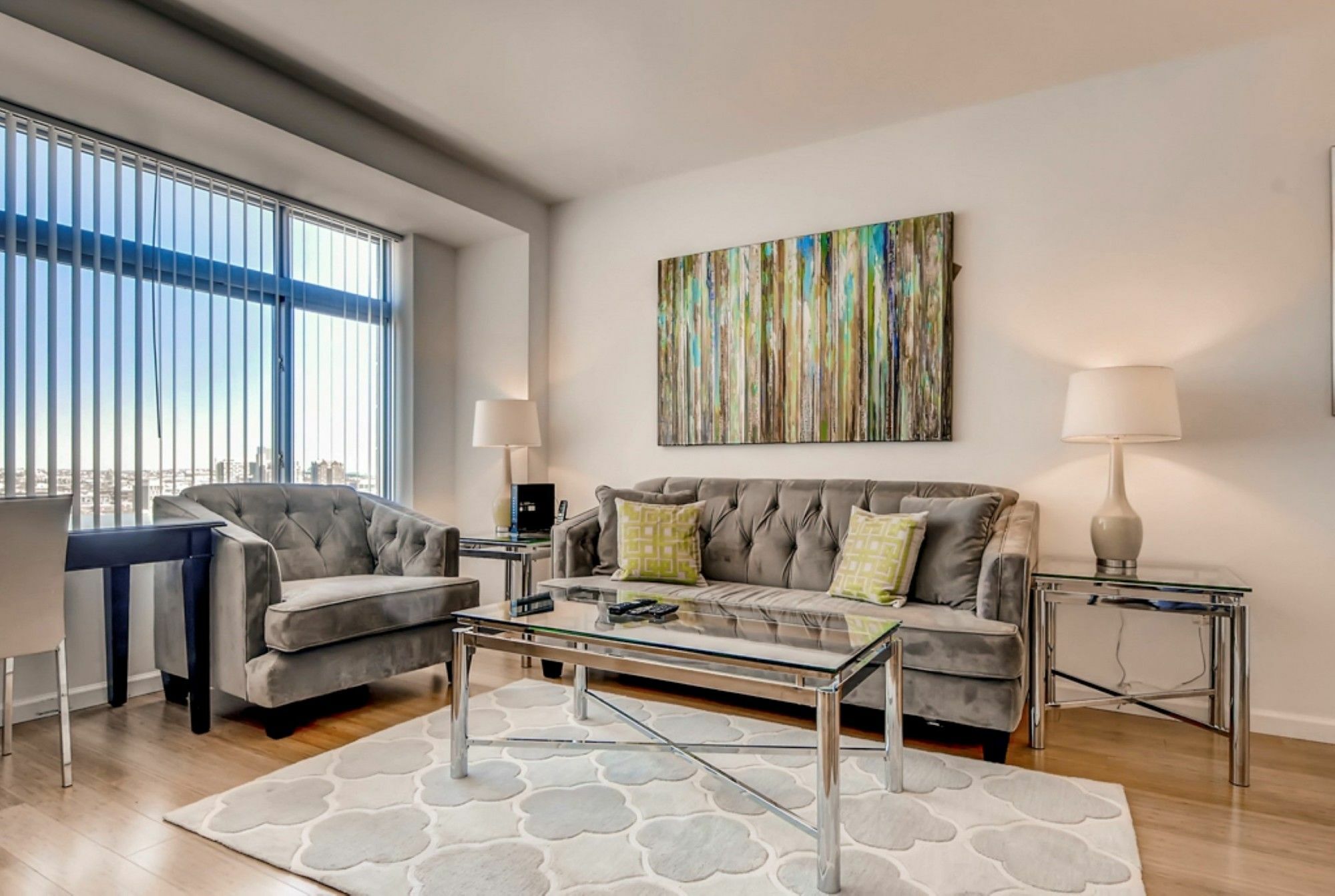 Global Luxury Suites At Kendall West 케임브리지 외부 사진